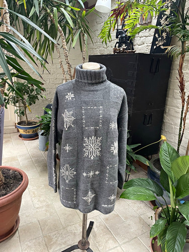 Vintage laura ashley wool - laura,