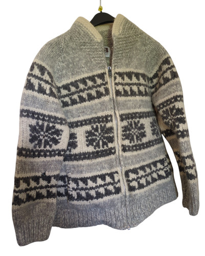 Vintage longhouse hand - hand, knit