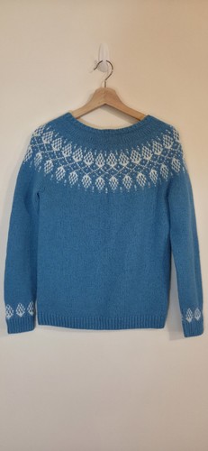 Hand knitted blue fair - hand, isle